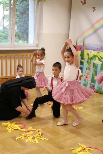 IMG_4228(loretanki.edu.pl).JPG