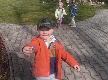 Poszukiwania jajeczek w grupie 3 latków