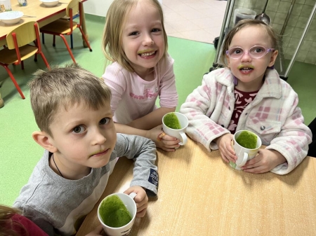 Zielony koktajl 4-latków