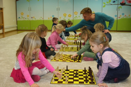  Zajęcia szachowe w grupie 4 -latków 