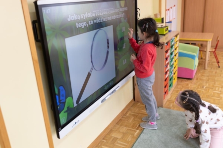  Zajęcia edukacyjne z wykorzystaniem monitora interaktywnego 